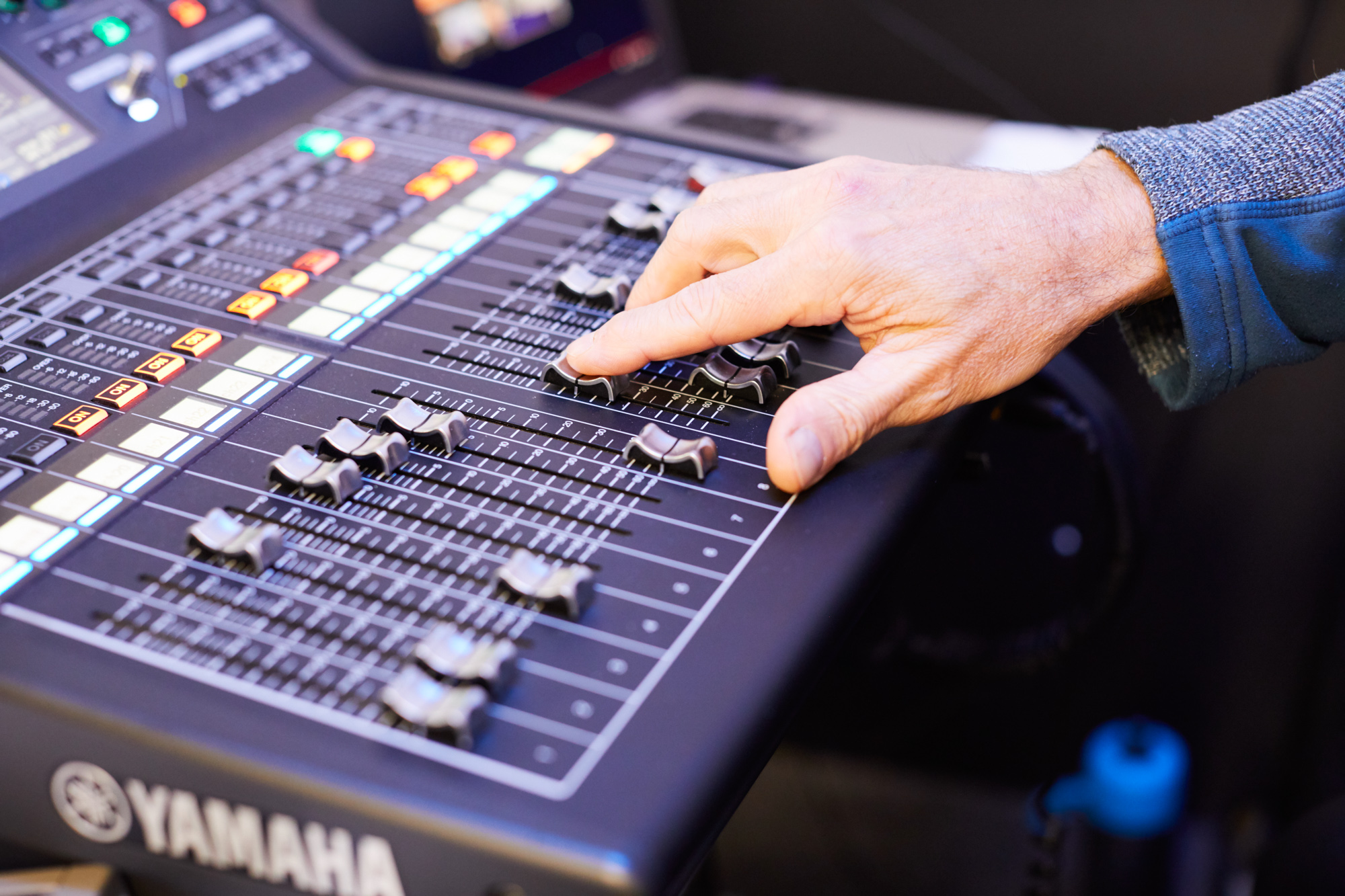B30 studios have a huge inventory of AV kits, encompassing sound, video, lighting, power distribution and rigging.